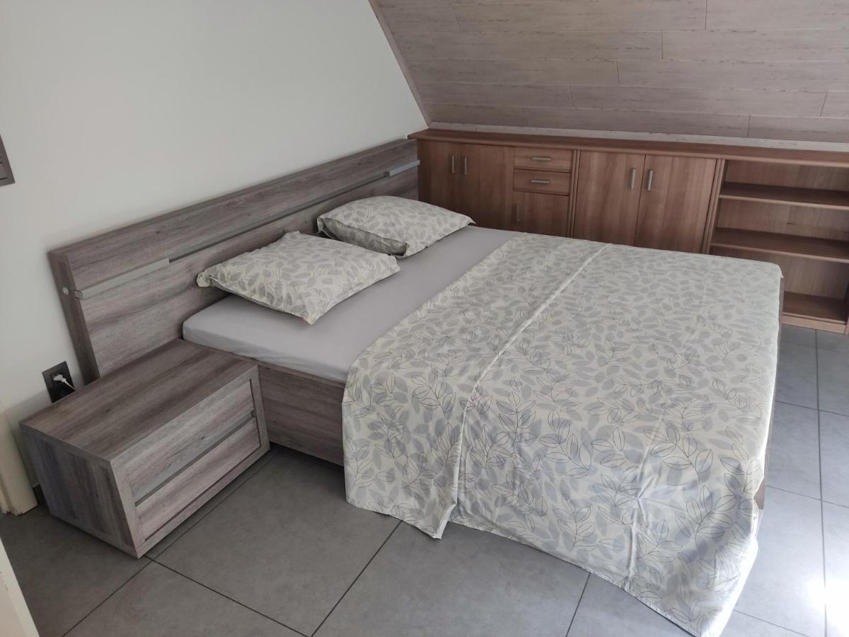 Vakantiewoning Op Den Briel Локерен Экстерьер фото